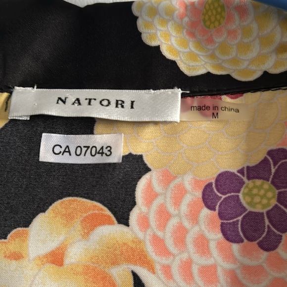 Gorgeous silky pajama dress shirt - Picture 2 of 6